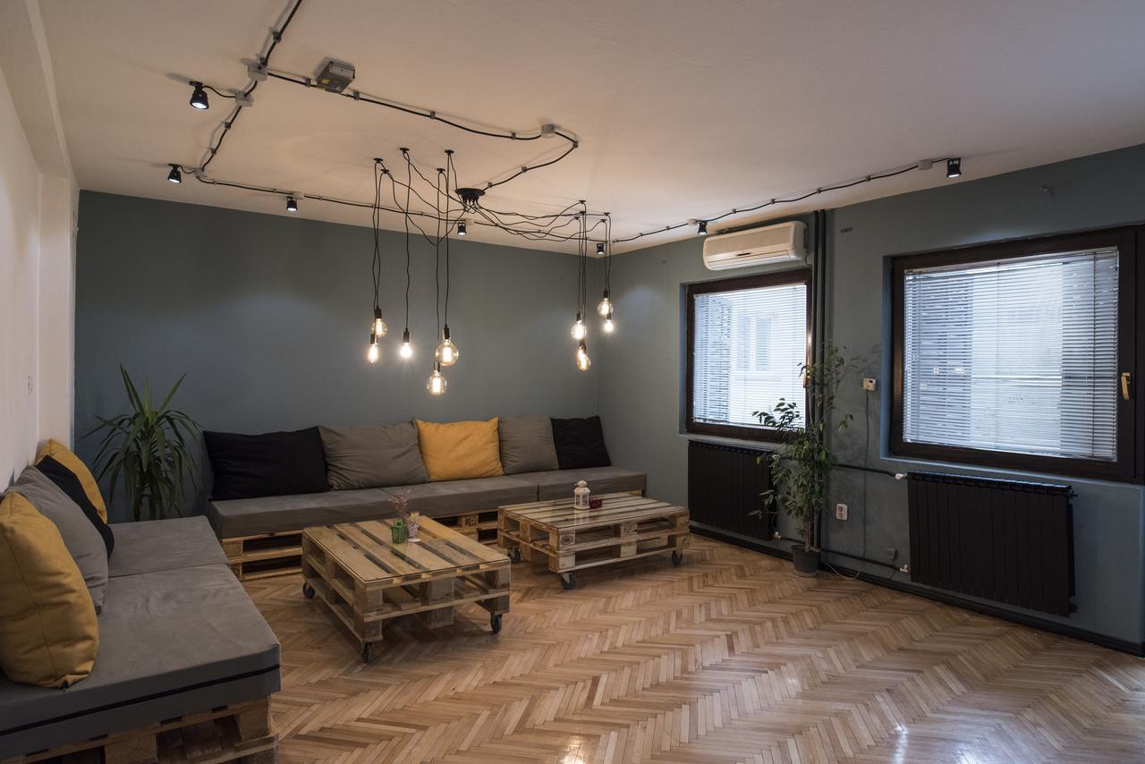 Nordic Hostel N-Box Skopje Luaran gambar