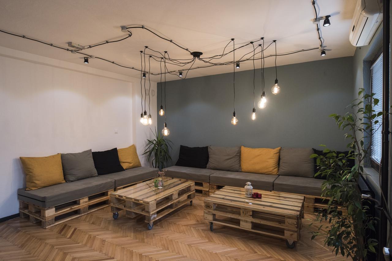 Nordic Hostel N-Box Skopje Luaran gambar